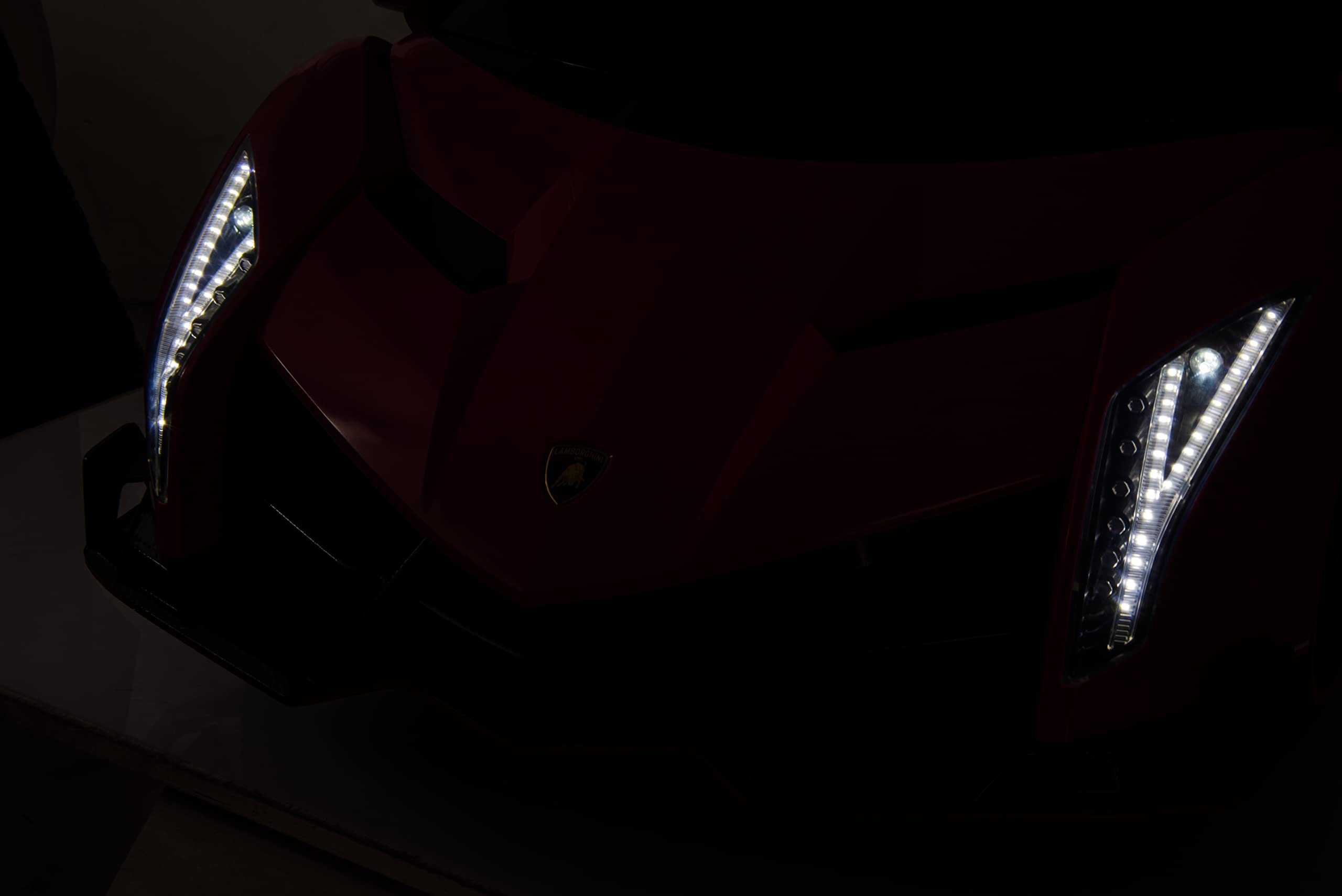 FINOOS Voiture électrique pour Enfants Lambo Veneno 24V 2 Places, 4X4, Siège Cuir, Roues Gomme avec Télécommande 2,4 GHz 1 à 7 Ans (Rose)