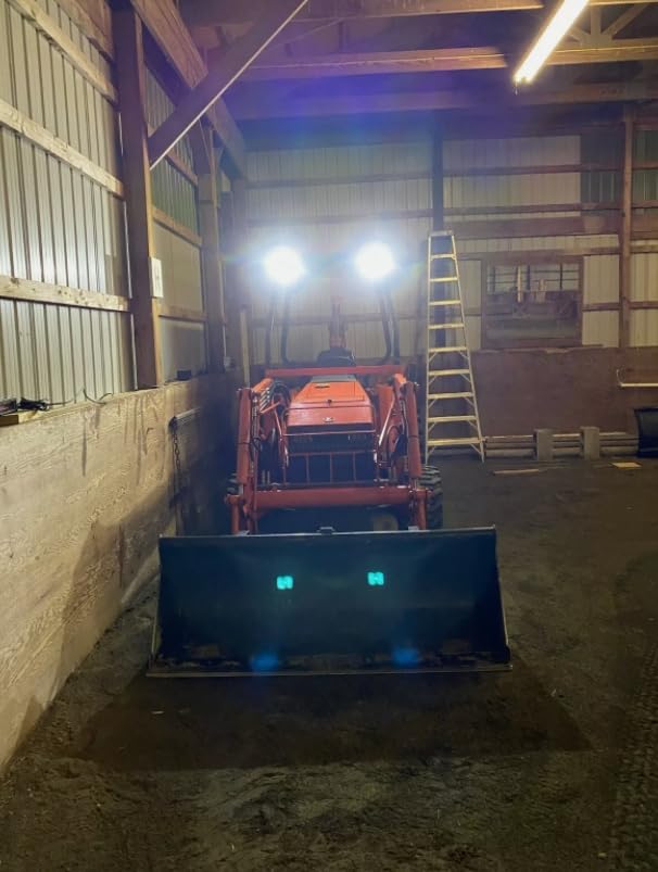 2 Bombillas LED super brillantes para tractor Kubota miniatura 5