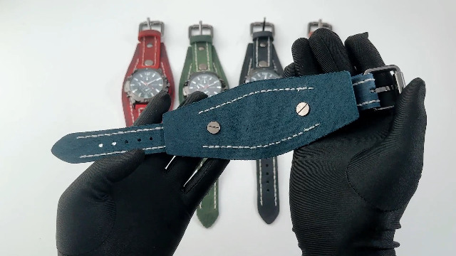 Silverora Orologio da uomo in pelle: orologio analogico al quarzo punk gotico con cinturino in vera pelle regolabile con manette larghe, accessori Halloween, regali per uomini e ragazzi, Nero