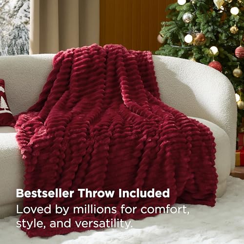 Image of Bedsure Christmas Twin Comforter Set - 4 Pieces Christmas Twin Bedding Set, Bed in a Bag with 1 Soft Snowflake and Elk Reversible Comforter, 1 Pillow Sham, 1 Throw Blanket and 1 Decorative