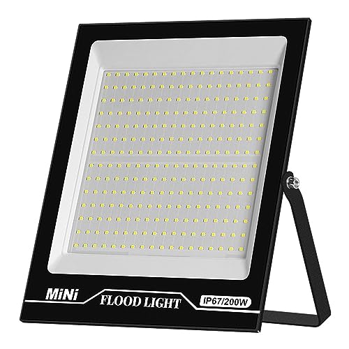 Éclairage extérieur LED 200W blanc froid pour sublimer le paysage du jardin et la terrasse