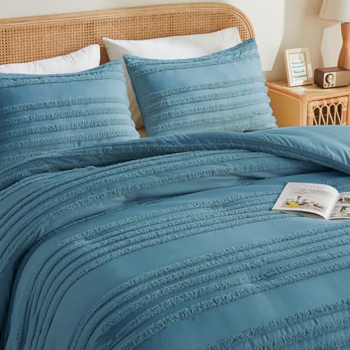 Image of BEDELITE Boho King Size Comforter Set - Dusty Blue Tufted Striped Bed Set 3 Pieces, Soft Vintage Farmhouse Comforter for All Seasons, Boho Home Decor,Fluffy Jacquard Bedding with Pillow Sham