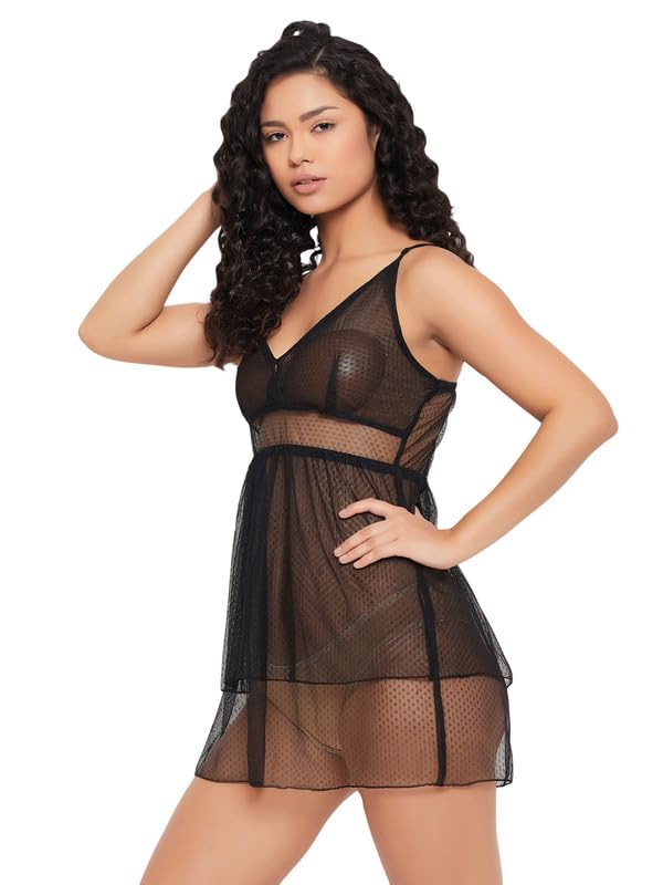 Image of Clovia Women's Lace Solid Babydoll with Thong in Black