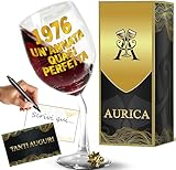 Aurìca Calice Vino Personalizzato 50 Anni - Regala Un Bicchiere Piegato Elegante E Simpatico Per Compleanno Uomo E Donna con Scatola Regalo Inclusa! Un Brindisi Originale 1976 Un’Annata Quasi Perfetta