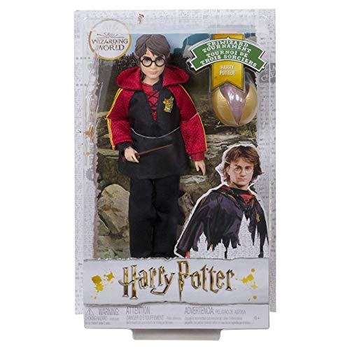 Mattel Harry Potter Potter Bambola da Collezione Personaggio Harry con Bacchetta e Uovo d'oro, Alta 30 cm, Giocattolo per Bambini 6+ Anni, Multicolore, GKT97