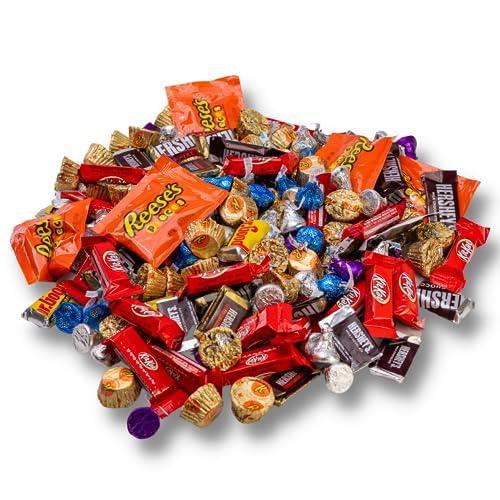 Hershey - Paquete variado de dulces de chocolate, 10 libras, chocolates negros y chocolates con leche, Hershey Kisses, Reese, Kitkat y más. -