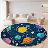Tapis rond antidérapant et sécurisé : Le dessous en mélange de TPR assure une excellente adhérence au sol, empêchant tout glissement. Parfait pour un usage quotidien dans les zones à fort passage, ce tapis est idéal pour les enfants et les animaux domestiques, garantissant sécurité et stabilité dans toutes les pièces