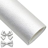 Timeless Pearl White Elegance: Diseñado con un acabado suave y textura de grano de pebble, el leather sheet unmatched softness and visual charm, serving as an excellent choice for enhancing creative projects like custom furnishings or decorative artistry