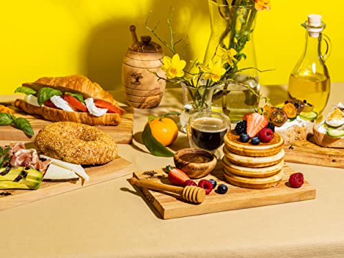 SOLTAKO Frühstücksbrettchen aus Olivenholz 4er Set 'The Breakfast King' 4x Oliven Holz Schneidebrett Set, 13/23 cm