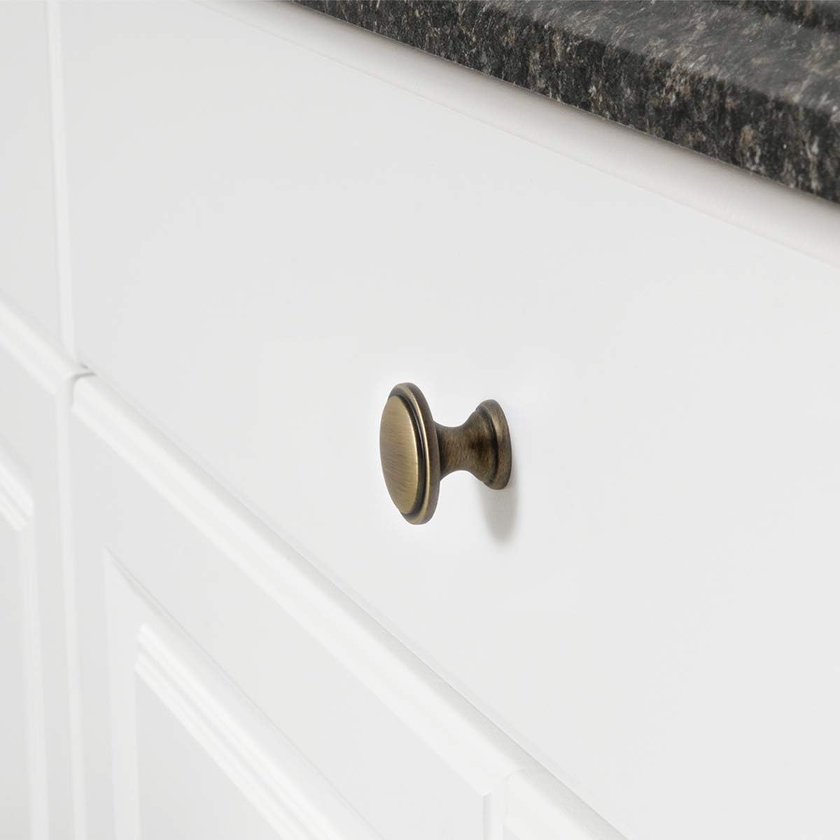 Amazon Basics Button Mushroom Cabinet Knob, 1.25-inch Diameter, Antique Brass, 25-pack