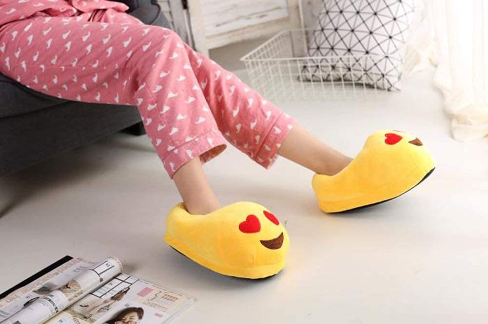 Smiley Warm Shoes Emoji Bedroom Slipper Free Size Indoor Funny Soft Plush for Adults Kids Teens Poop Comfy Socks Womens Girls Non-Skid Footpads 4 51bPYUdgpuL. SL1001