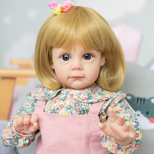 yuela 60CM Bebe Puppe Reborn Kleinkind Mädchen Maggie mit blonden Haaren Kuscheliges kleines Mädchen Puppe Hochwertiges Geschenk für Kinder – Bild 5