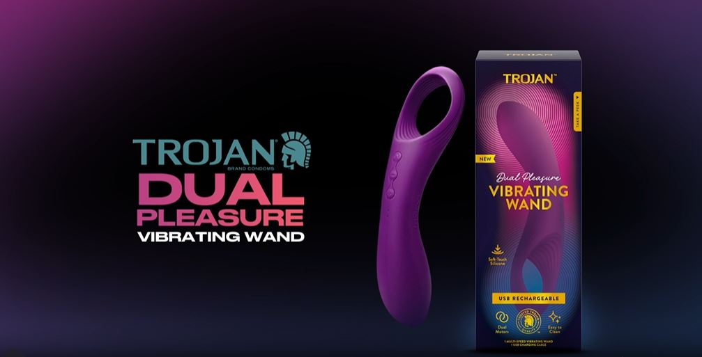 trojan dual pleasure vibrating wand for couples Trojan main image 0