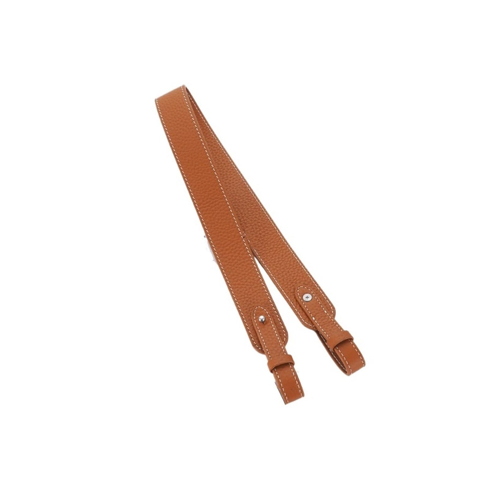 Correa for bolso de hombro diagonal en tono nude para lucir un estilo urbano y sofisticado