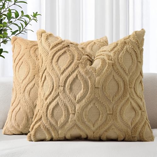 decorUhome Throw Pillow Covers 20x20 Inch Set of 2, Soft Plush Decorative Faux Fur Light Brown Solid Couch Pillow Covers, Accent Farmhouse Neutral Square Euro Pillow Cases for Sofa Bed Living Room