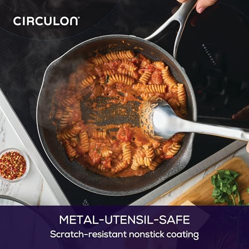 Poêle antiadhésive Circulon Infinity 24 cm pour cuisiner sans rayer sur induction - 8
