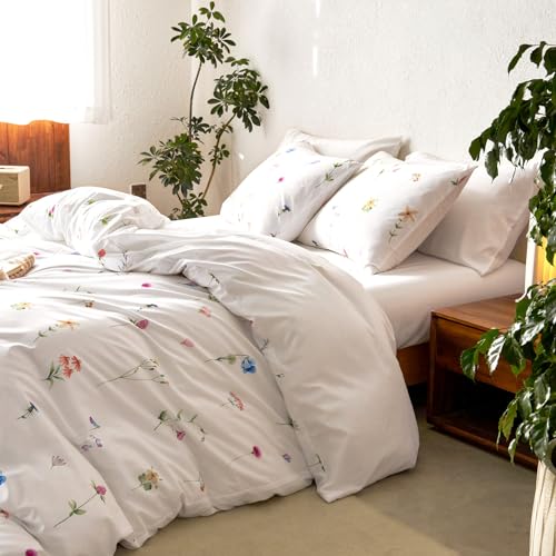 Image of Wake In Cloud - Floral Comforter Set, Cottagecore Cute Aesthetic Watercolor Tiny Flowers and Leaves, Soft Lightweight Bedding for Women Teen Girls, 3 Pieces, White, Queen Size