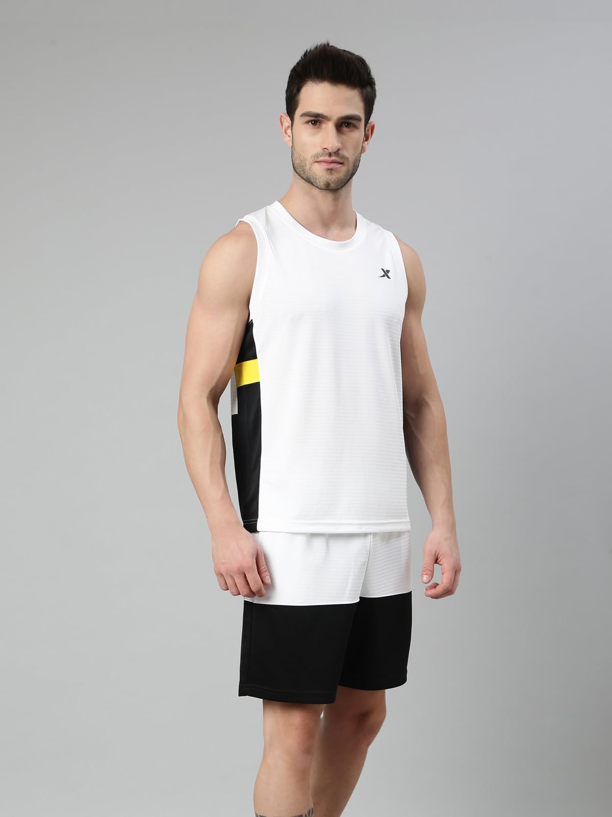 XTEP Pearl White,Black Basketball Short-sleeveT-Shirt Size_XL 1
