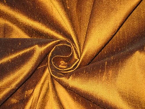 Soie ambrée et noire Dupioni 137 cm idéale pour confectionner votre robe de soirée sur mesure