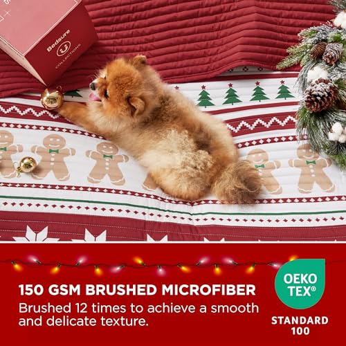 Image of Bedsure Christmas Quilts King Size, Gingerbread Man Comforter Bedding Set