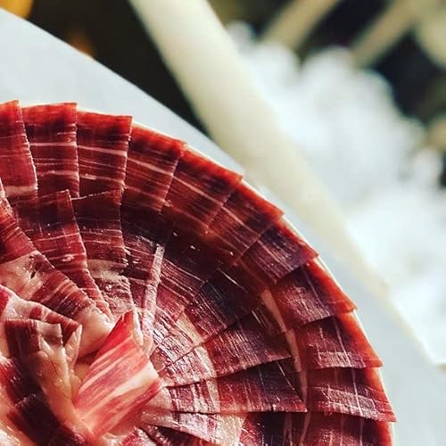 GOURMET BOX | Präsentkorb Spanische Spezialitäten – Tapas | Gourmet Geschenk | Geschenkkorb – Schinken & Salchichon & Chorizo | Spanische Delikatessen | Geschenk für Männer & Frauen | Fresskorb |