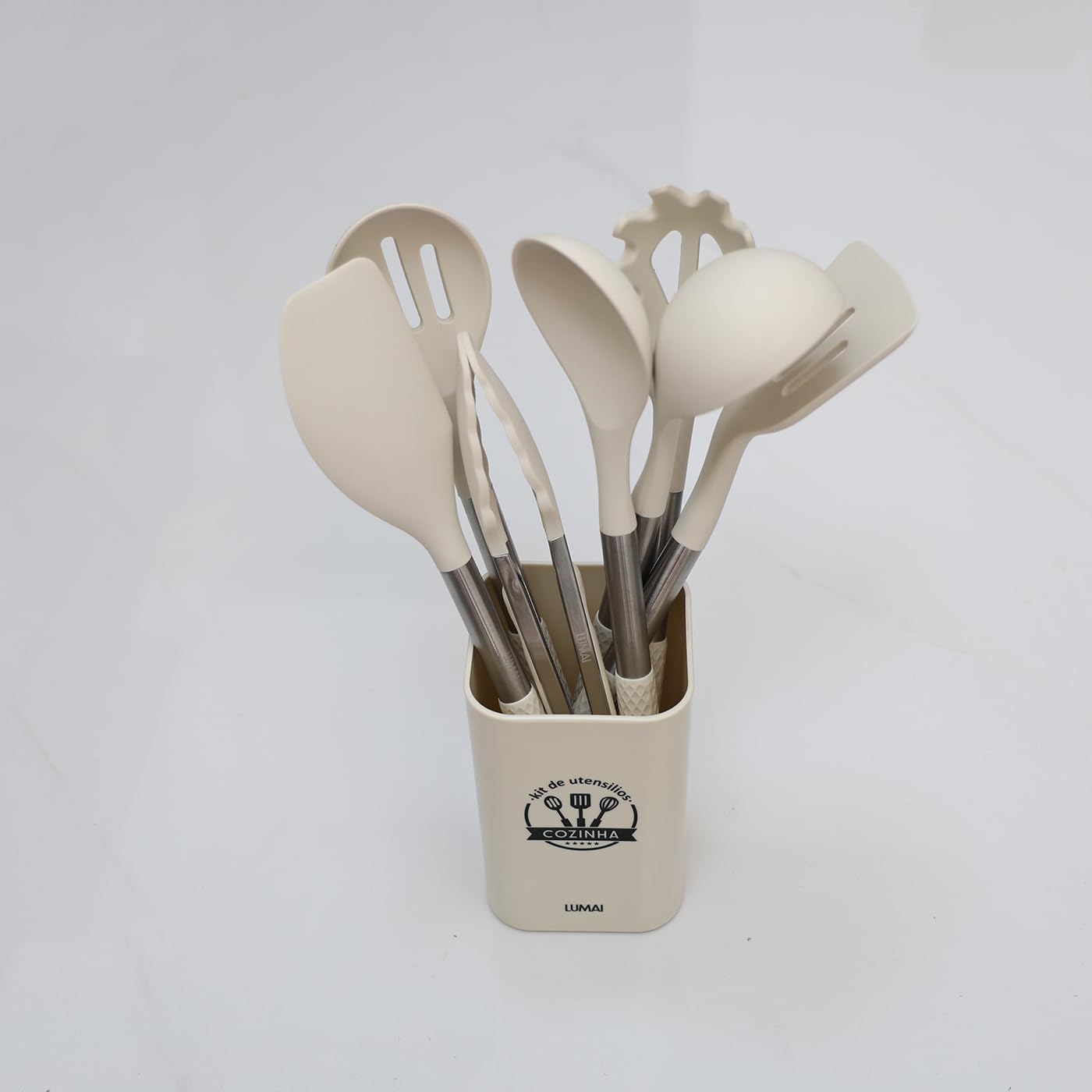LUMAI Kit 8 Utensílios de Cozinha Grandes em Silicone e Aço Inox, Resistentes ao Calor, Antiderrapantes e Antirriscos, Acessórios de Cozinha Espátula, Colher, Pegador de Massa, Concha e Mais – Bege