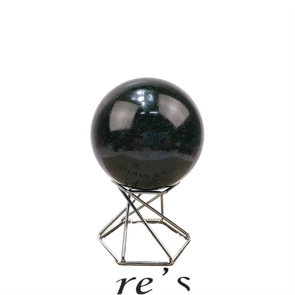 Boule de cristal vert naturel contre le stress en maison de méditation