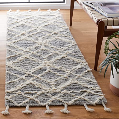 SAFAVIEH Casablanca Collection Runner Rug - 2'3
