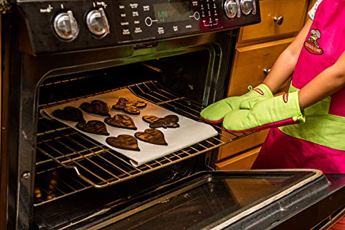 Curious Chef Child Textile Set - 4-Piece Set I Real Chef's Wear for Children I Child-Sized Apron, Oven Mitts & Hat I Machine Washable I Pink/Green