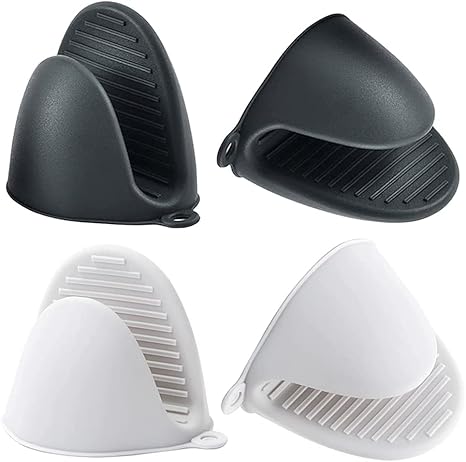 FEELING MALL (Pack Of 2 Pcs) Silicone Mitts Double Finger Grip Mini Mitt Pot Holders Pot Pinch Grip Microwave Frying Pans Anti-scalding Gloves Griddles Mittens Clips for Kitchen Cooking Baking BBQ ( Multi) (2)