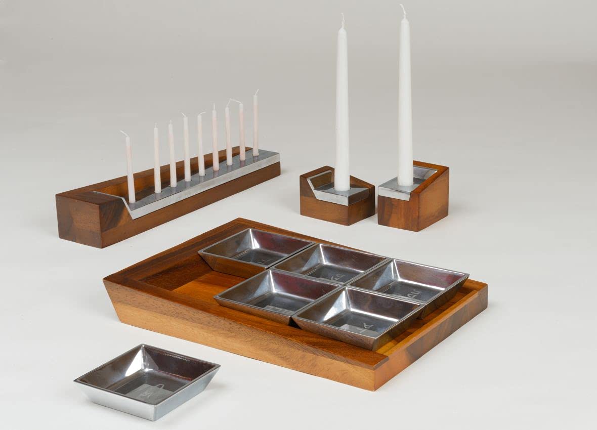 Nambe Hanukkah Geo Dreidel with Stand : Amazon.sg: Home display picture 1