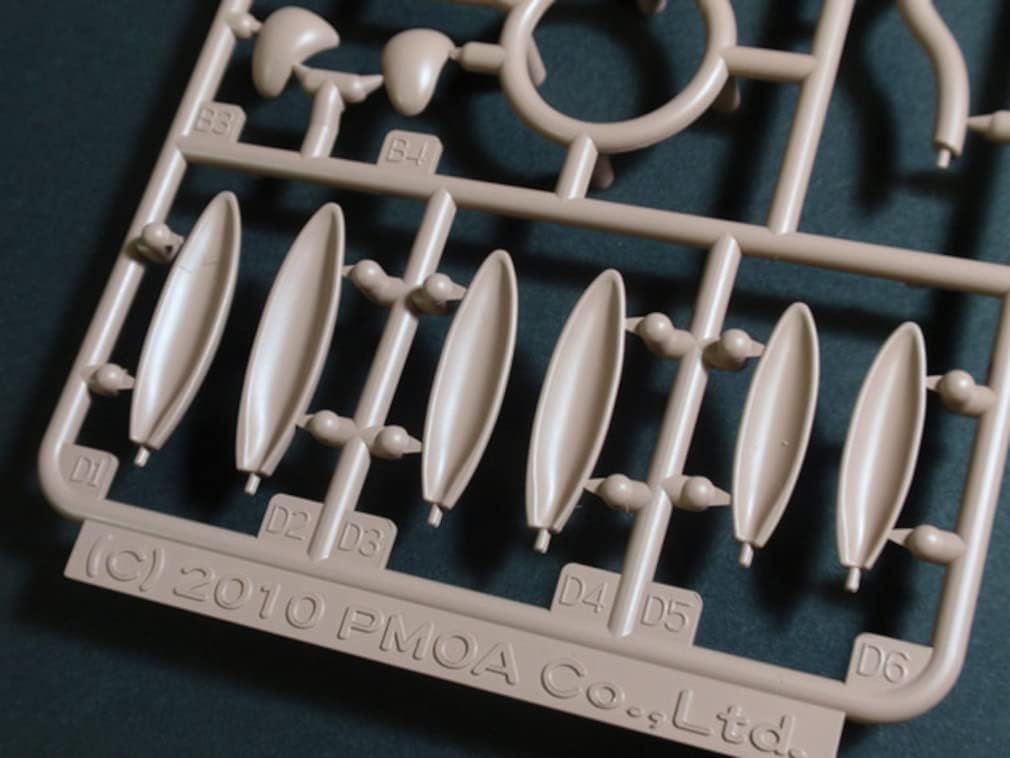 GOOD SMILE COMPANY Modeling Supply: Animal Accessary 1 (Brown) Non-Scale Model Kit