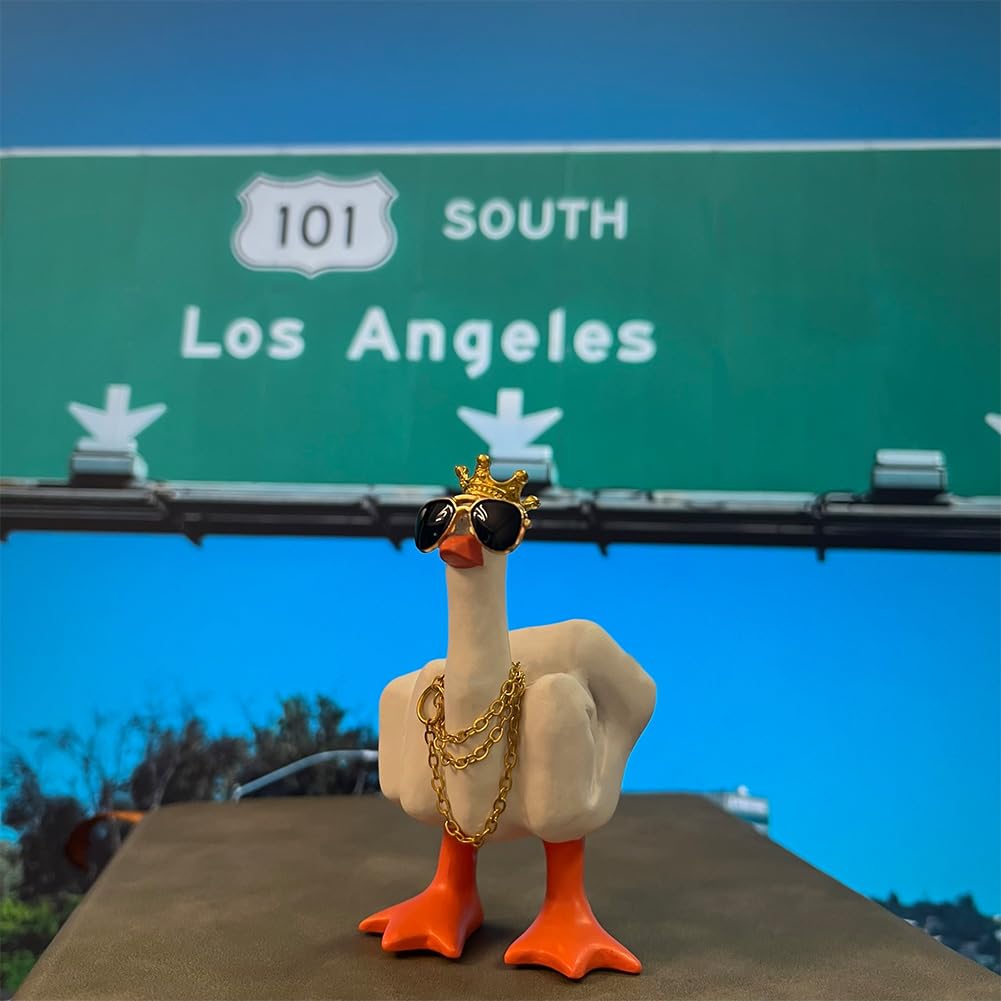 Mittelfinger Ente Aus Harz – Witzige Wackelfigur Für Schreibtisch, Auto & Deko (4x7,5 Cm)