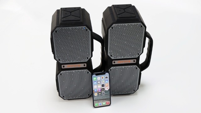 BUGANi Pro&plus Bluetoothスピーカー 2個セット Watch Connect 2 Speakers Together, They Can Play At The Same Time