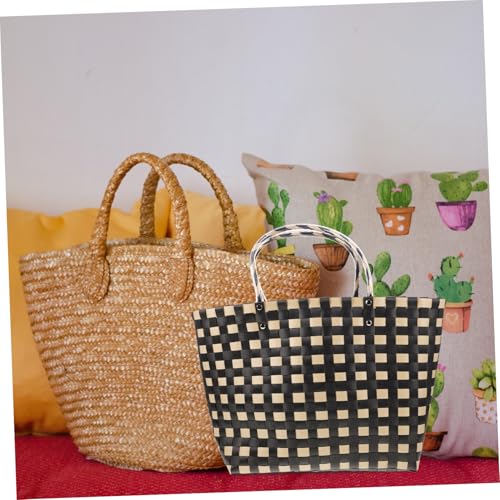 Panier tissé main en PVC pour vos sorties décontractées chic - 7