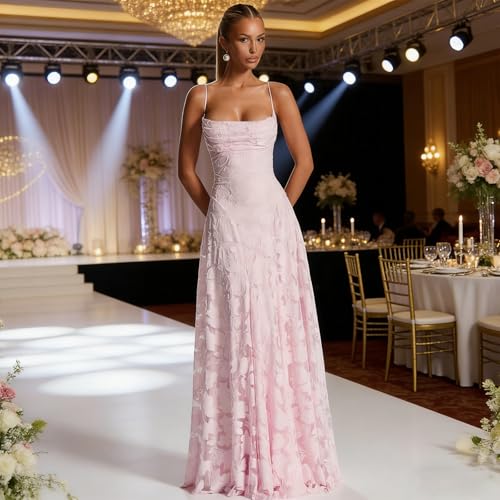 Robe de soirée légère et fluide en textile extensible premium