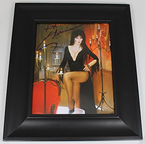 Mistress of the Dark Sexy' Elvira Cassandra Peterson Genuine Signed Autographed 8x10 Glossy Photo Loa