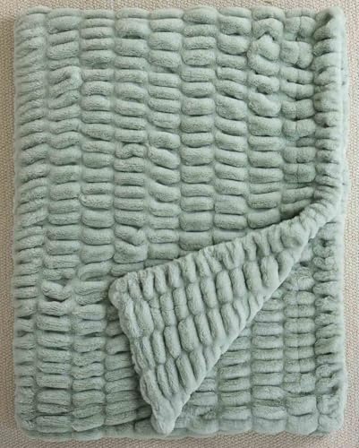 ANRONGIA Luxury Faux Rabbit Fur Throw Blanket for Couch, Double-Sided Reversible Thick Plush Gift Throw, Soft Warm Bed Throw Home Decor, Sage Green, 50''x60''