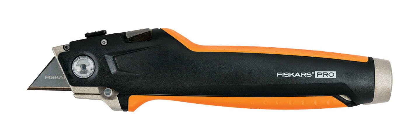 Fiskars Orange/Black Universal Paring Knife, Length 18.5 Cm, Stainless Steel/Plastic, Black/, Carbonmax, 1027226