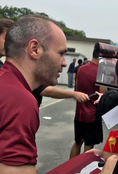 Vissel Kobe 2016シーズンシャツ 12番 サイン入り イニエスタ