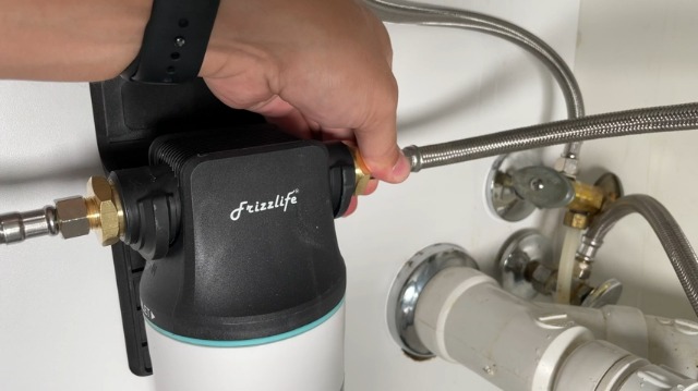 Image of Frizzlife SW20 Under Sink Water Filter System, NSF /ANSI 53&42 Certified, 0.5 Micron Reduces 99.99% Lead, Chlorine, Bad Taste & Odor, Direct Connect Water Filter, 3 Years High Capacity, USA Tech