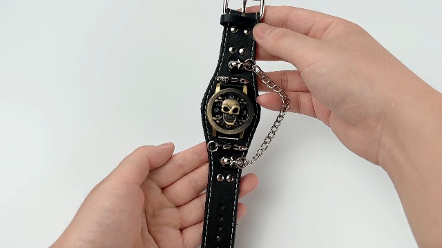 Amazon | ドクロ 腕時計 メンズ ゴシック ブレスレット: スカル 髑髏