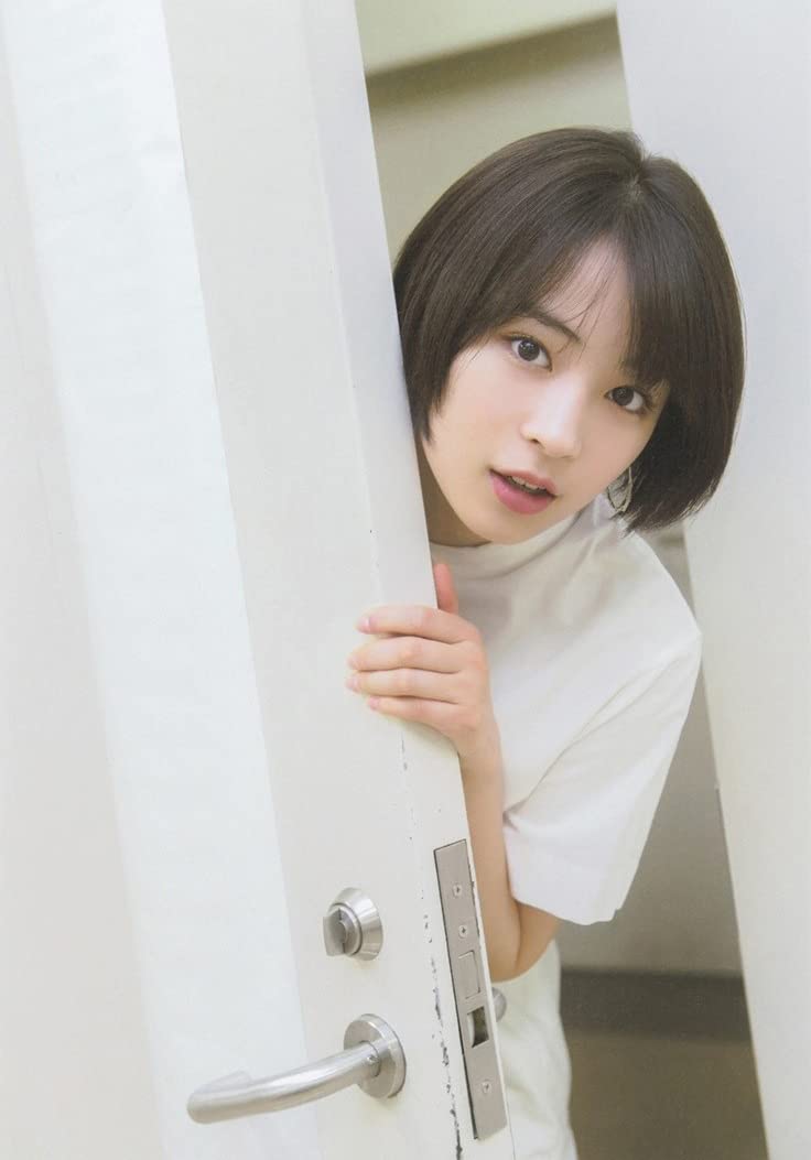 富士写真フイルム　広瀬すず　等身大ＰＯＰ　カットアウト　２０１８年用 広瀬すずさんと横浜流星さんが出演！「ワクワクがリンクする