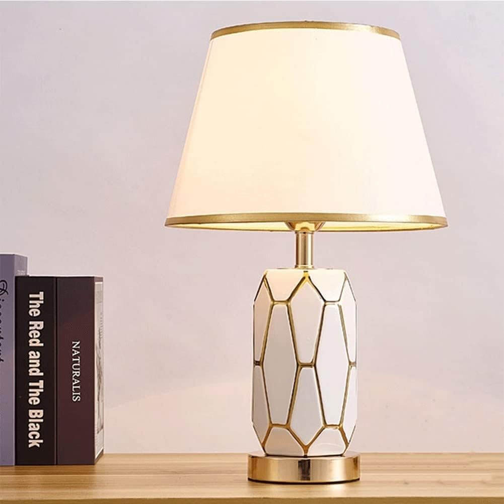 Lampy stołowe Nowoczesna ceramiczna lampa stołowa Nordic Light Luksusowa lampa biurkowa w kratkę Klosz z tkaniny w kształcie bębna Stolik nocny Lampki nocne do salonu Gabinet Biuro Dom wiejski