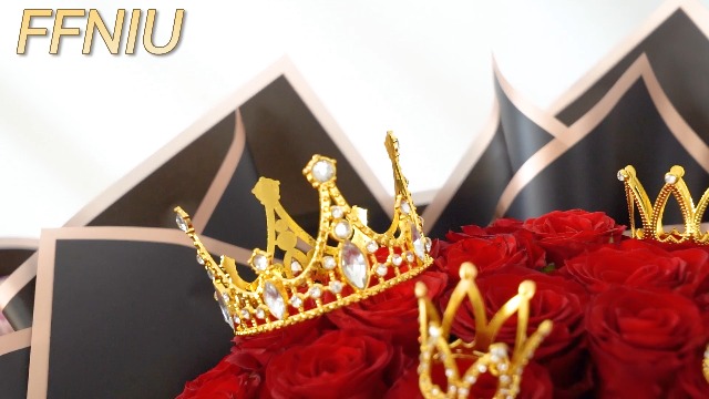 BAHABY 20 Pcs Mini Crown Cake Topper Crowns For Flower Bouquets Cupcake Toppers Cake - View #12
