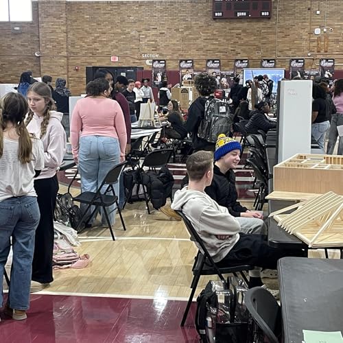 VCF News: DHS Shows Wide Variety of Electives to 8th Graders, Underclassmen