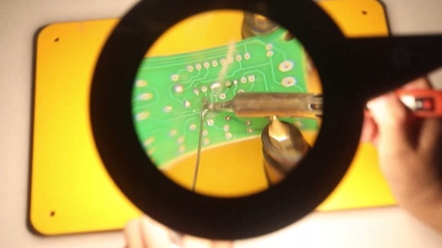 Lampada Da Scrivania Ingrandente LED 8X Con Base E Morsetto - 3 Modalità Colore E 10 Luminosità - Foto 9