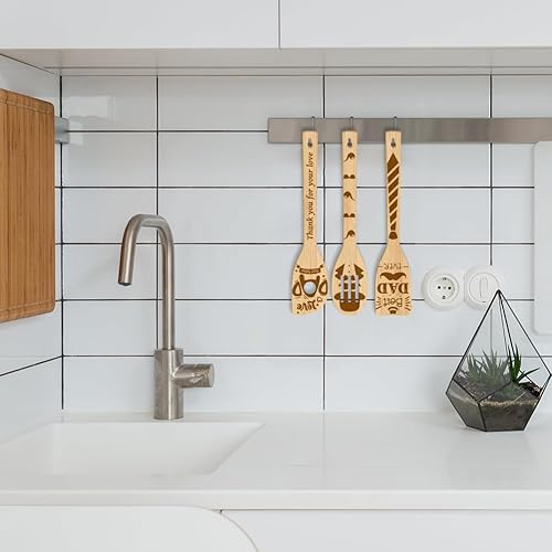 Miniatura 5 de GLOBLELAND Juego de 6 cucharas de madera para padre, juego de utensilios de cocina de bambú para tallar, espátulas de cocina grabadas de madera para