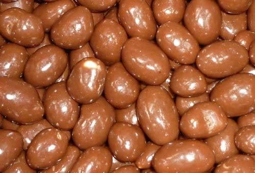 Milk Chocolate Peanuts (1kg)