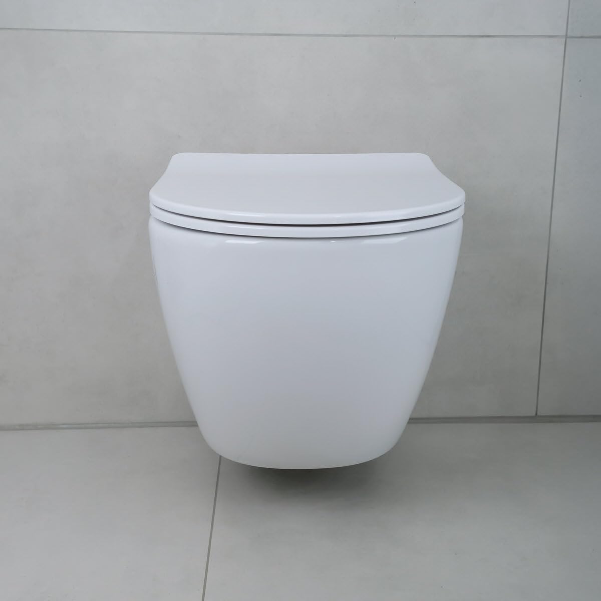 ALONI Hänge-WC Komplettset, Weiß | Spülrandlos, Taharet mit Kalt-/Warmwasserarmatur aus Edelstahl, Vorwandelement 3/6 L, Tanktiefe 80 mm, Softclose Duroplast